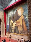 FIGUERES: Muzeum Salvdora Dalho je opravdu psobiv zazen